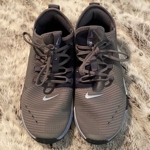 Nike zoom womens trainers 9.5